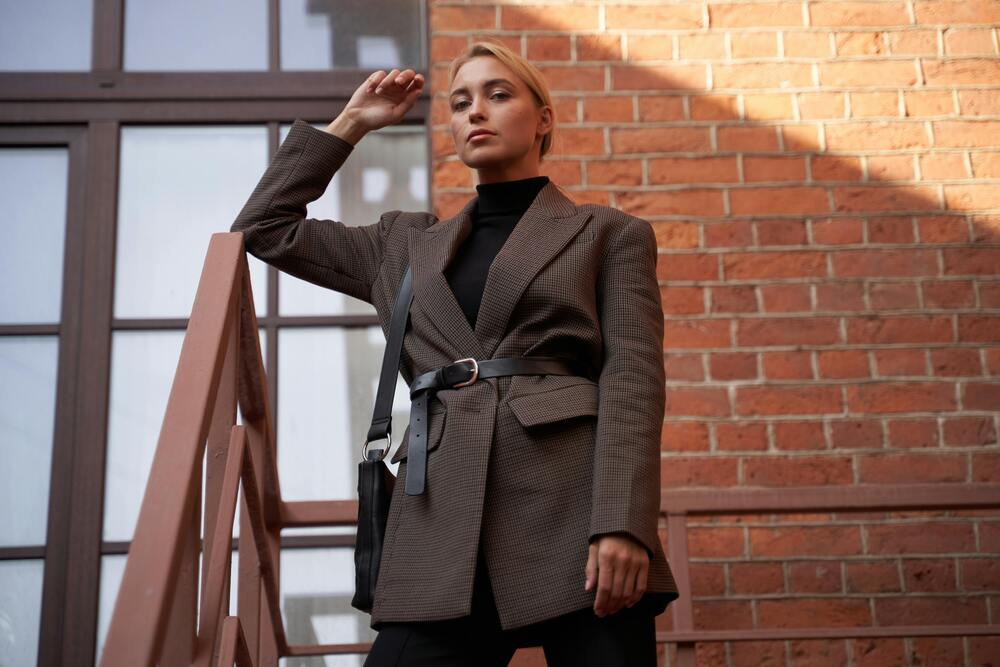 Como Usar Marrom e Criar Looks Monocromáticos Sofisticados e Modernos - Moda Feminina Como Usar Marrom e Criar Looks Monocromáticos Sofisticados e Modernos - Moda Feminina