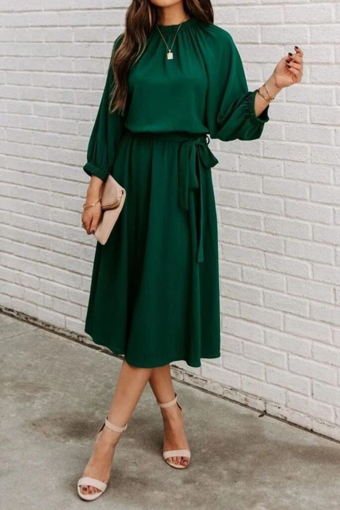 Como usar vestido midi - Vestido elegante com cinto liso