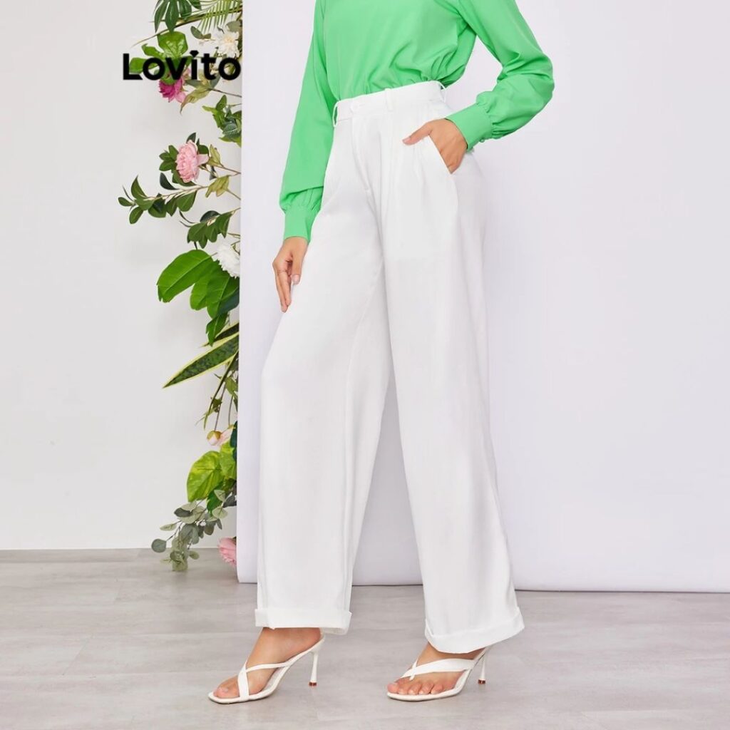 Calças com Bolsos de Tecido Liso