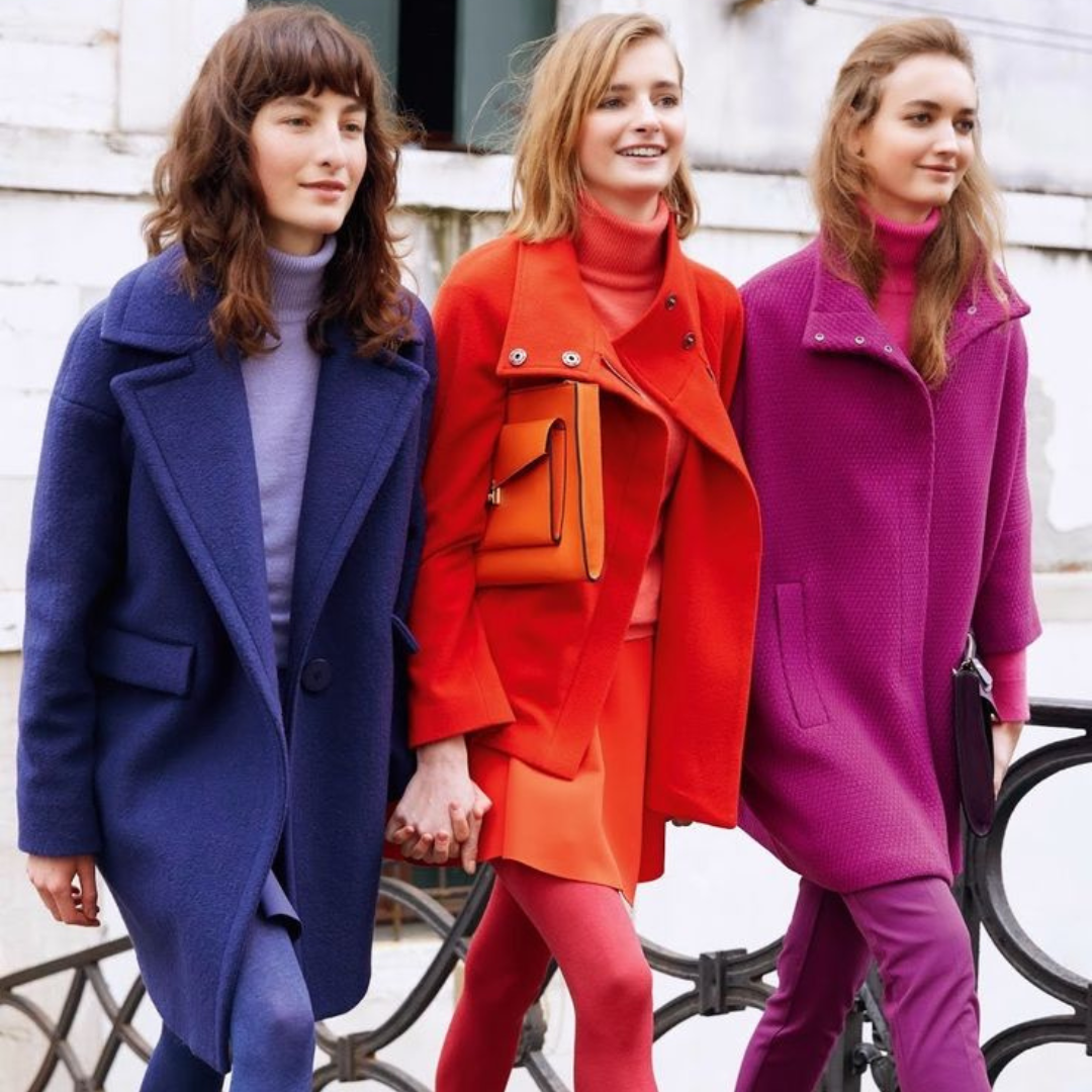 Looks monocromáticos coloridos como usar uma cor só com estilo e elegância