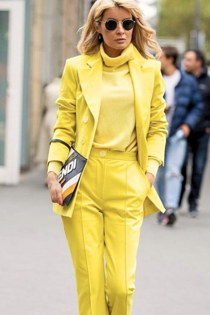 Looks monocromáticos coloridos - moda elegante Looks monocromáticos coloridos - moda elegante