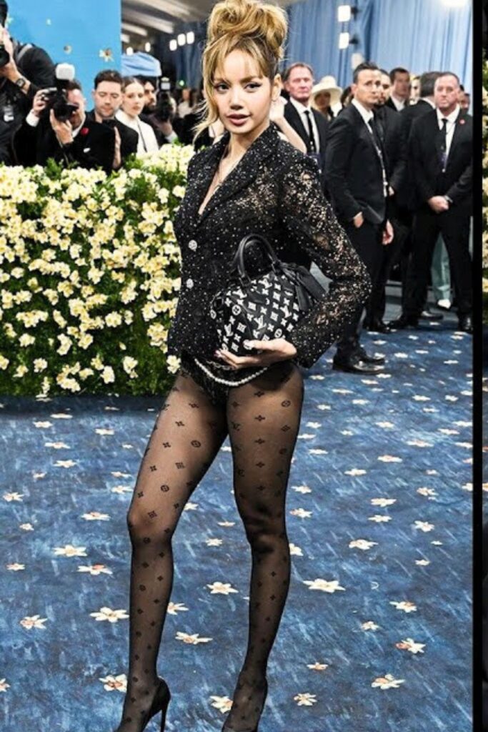 met-gala-2025-lisa met-gala-2025-lisa