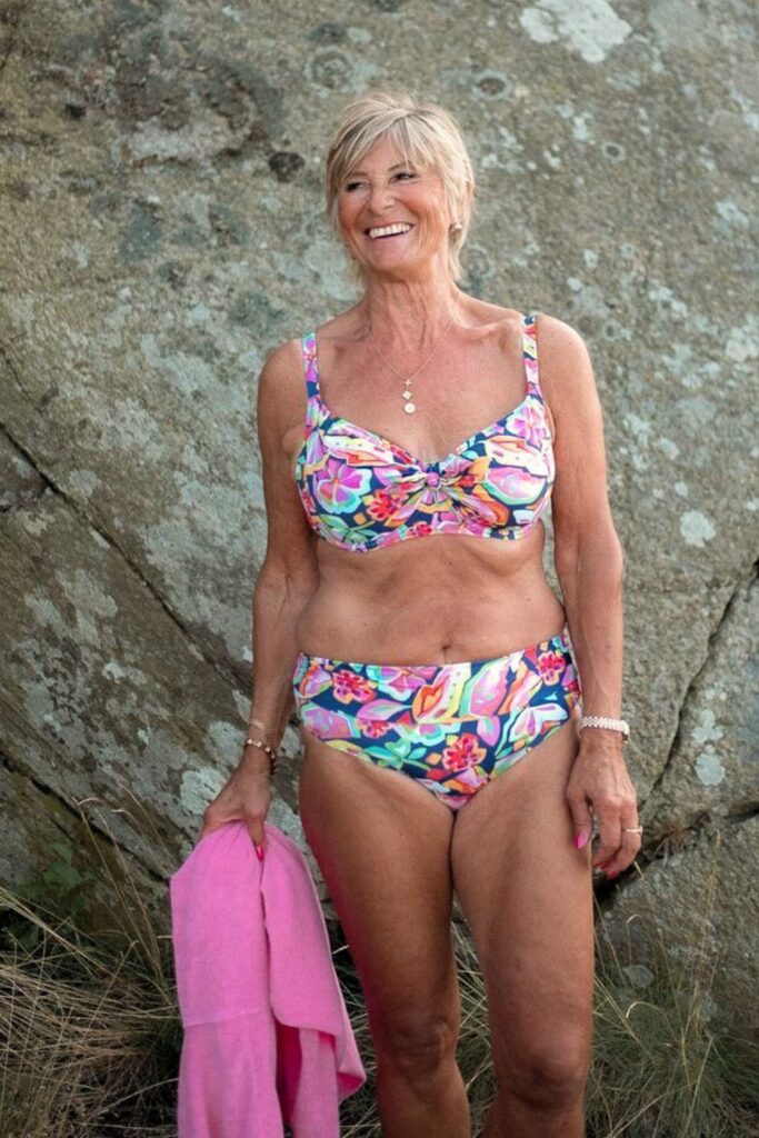 Looks de Praia para Mulheres Acima dos 40 Anos - Biquini Looks de Praia para Mulheres Acima dos 40 Anos - Biquini
